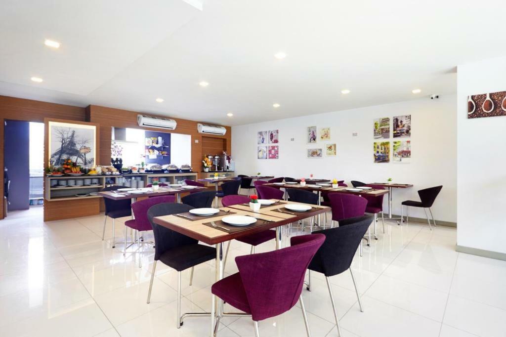 Art Patong Residence מראה חיצוני תמונה